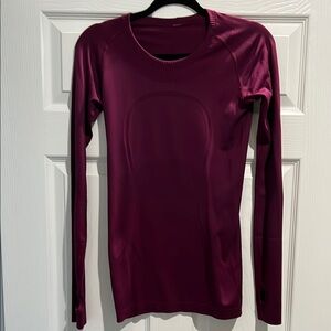 Lululemon Women's Swiftly Tech Long Sleeve Top - Wine/Burgundy